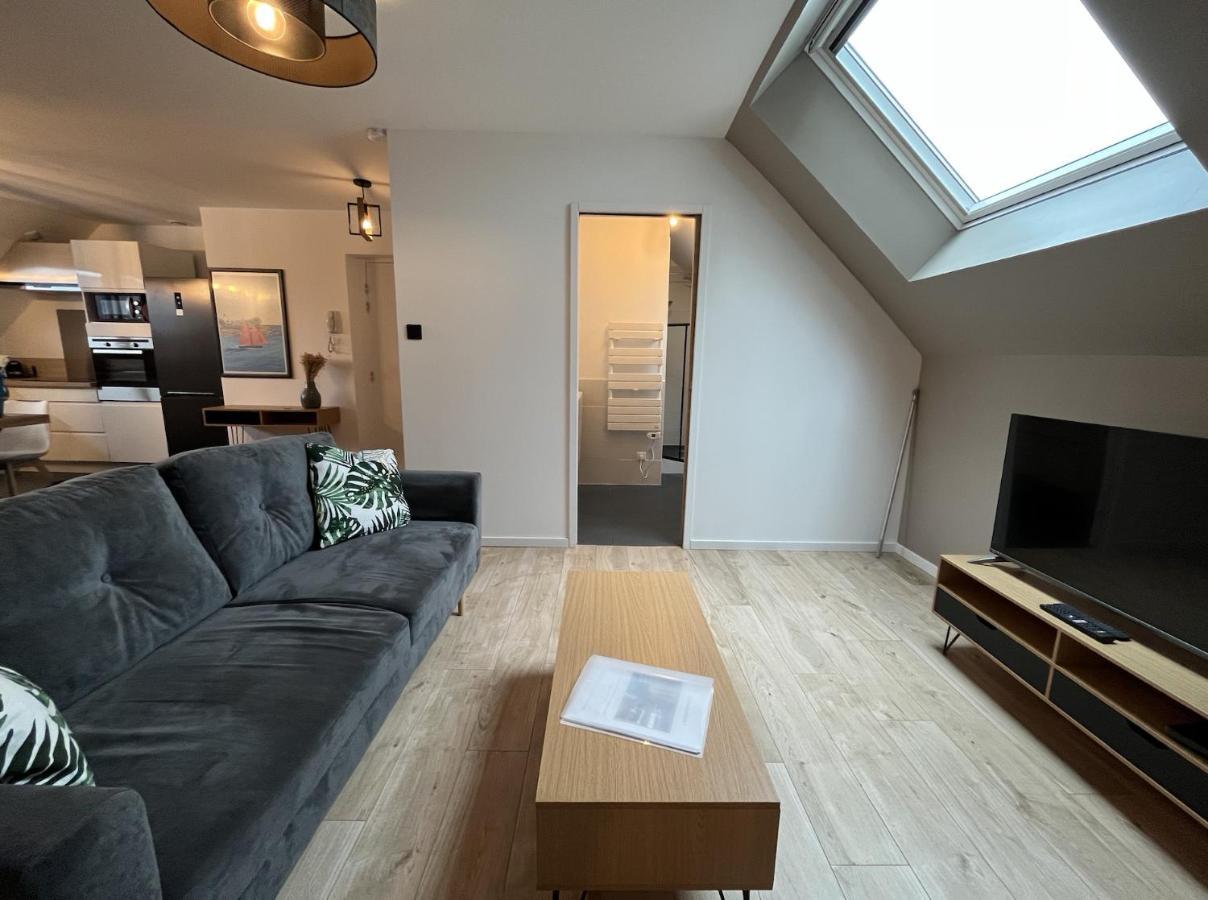Les Pierres De Symphorien - Parking Gratuit Apartment Vannes Bagian luar foto