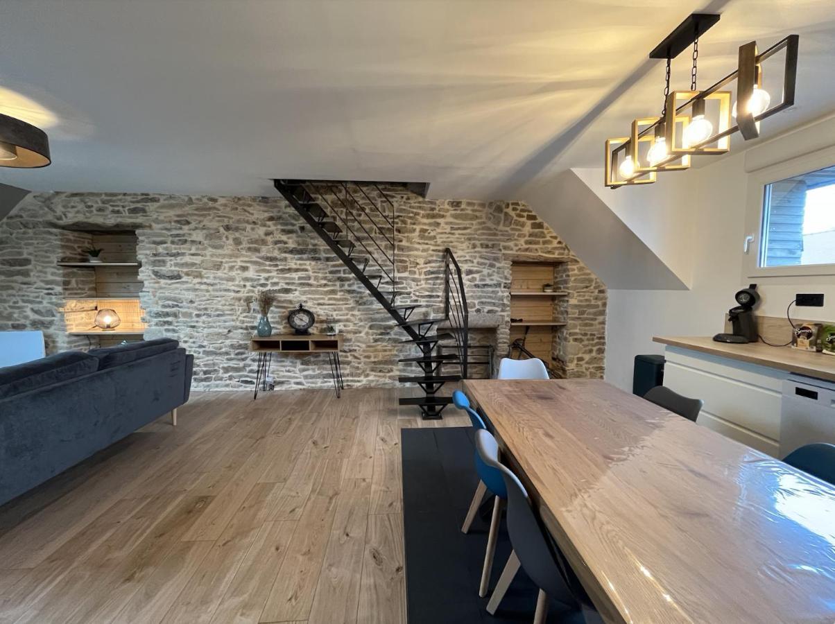 Les Pierres De Symphorien - Parking Gratuit Apartment Vannes Bagian luar foto