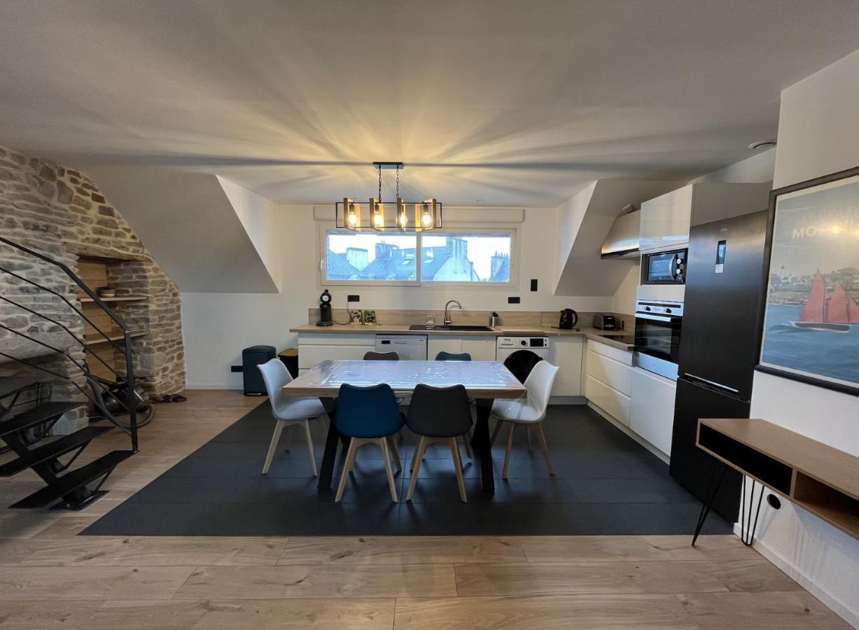 Les Pierres De Symphorien - Parking Gratuit Apartment Vannes Bagian luar foto