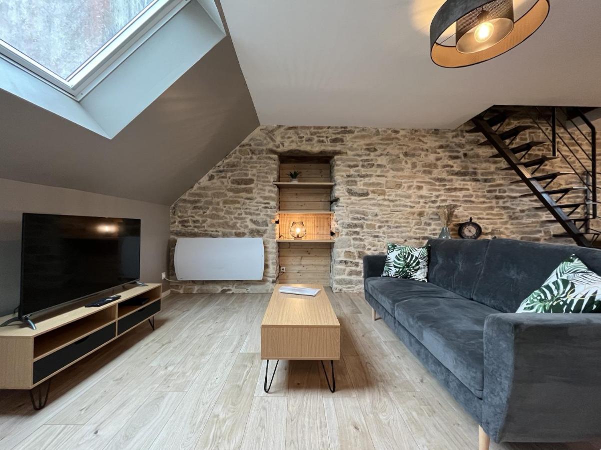 Les Pierres De Symphorien - Parking Gratuit Apartment Vannes Bagian luar foto
