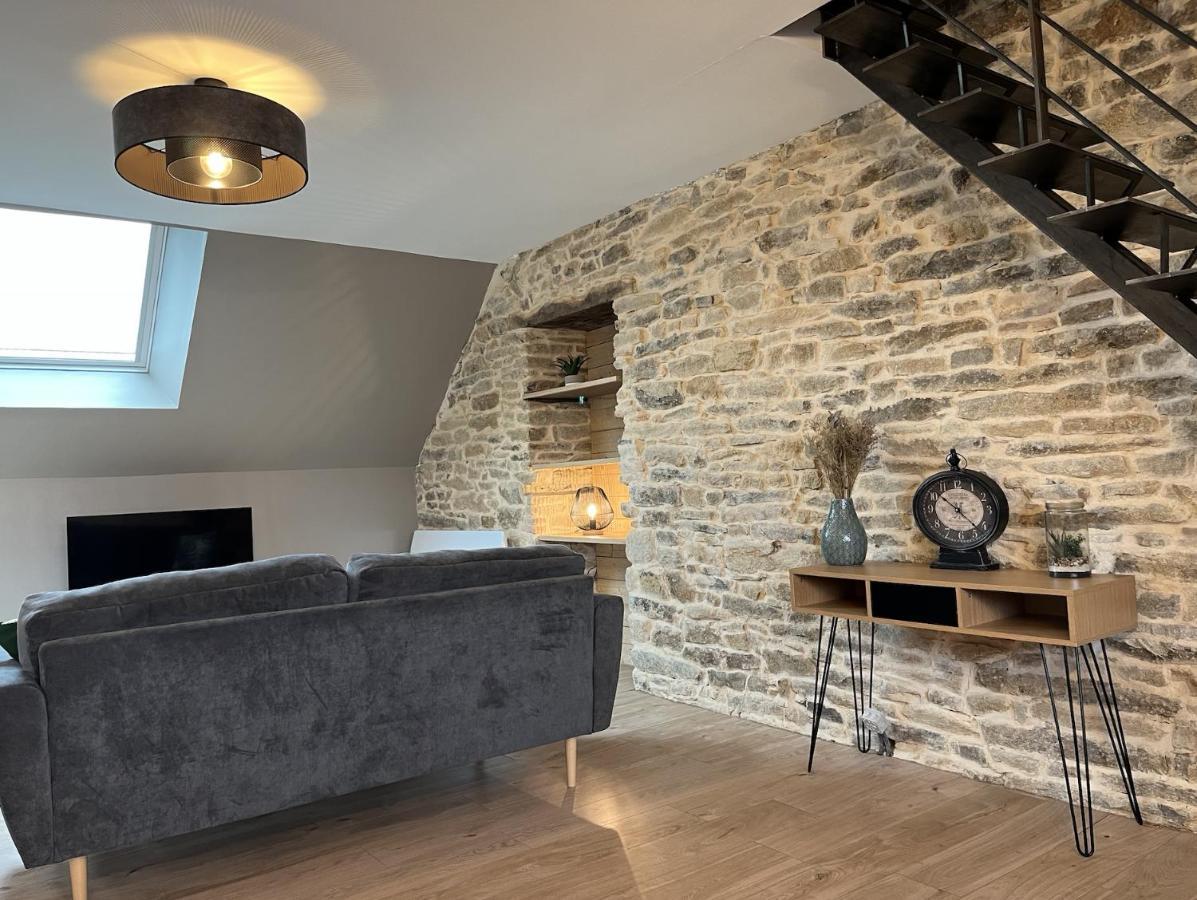 Les Pierres De Symphorien - Parking Gratuit Apartment Vannes Bagian luar foto
