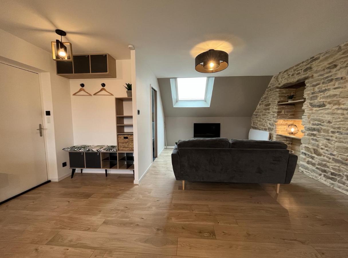Les Pierres De Symphorien - Parking Gratuit Apartment Vannes Bagian luar foto